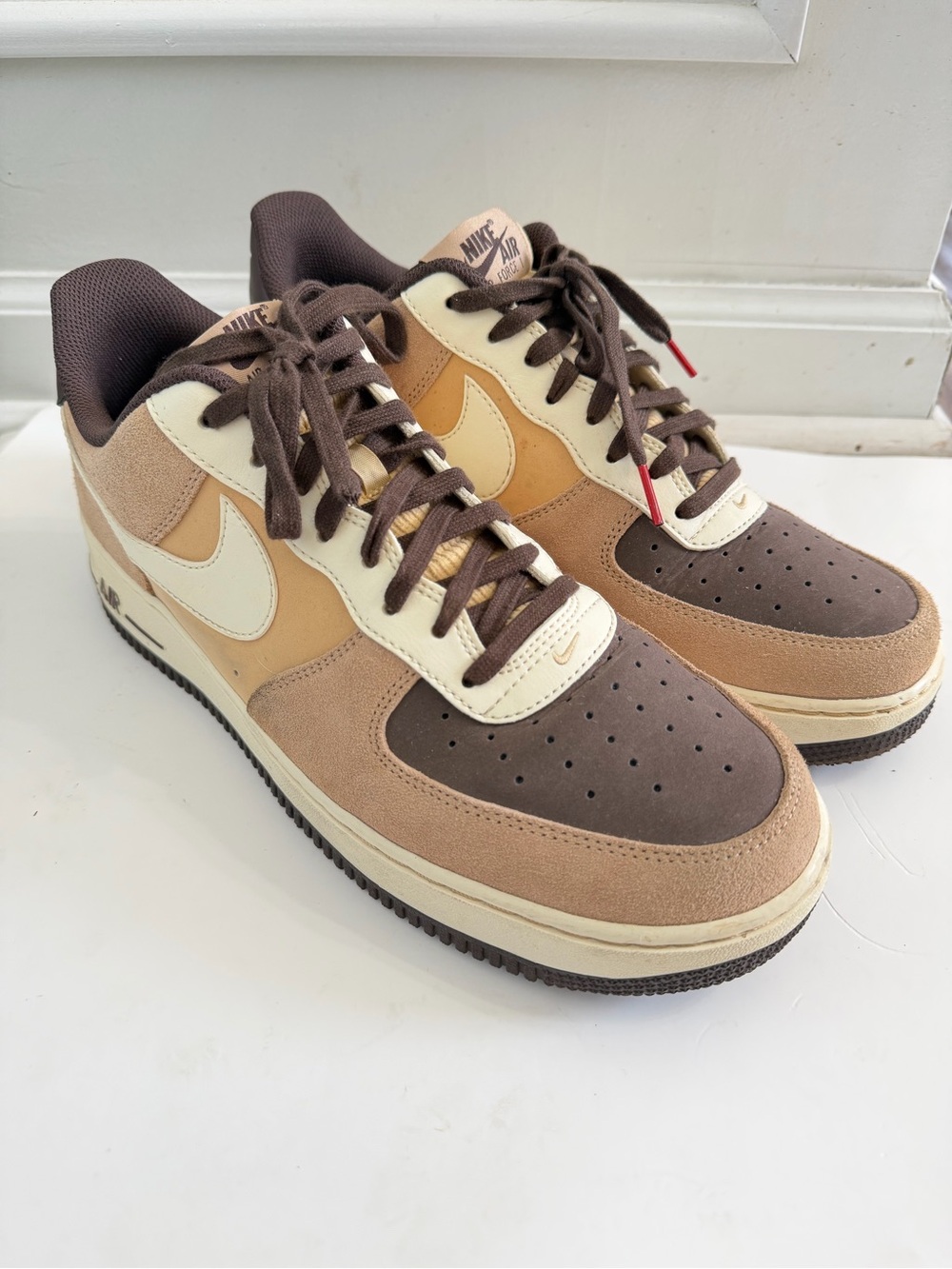 NIKE AIR FORCE 1 07 LV8 EMB HEMP BROWN-COCONUT MILK  Sz 11  [FB8878-200] - Picture 6 of 7